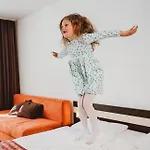 فندق Hotel Besenova 3*