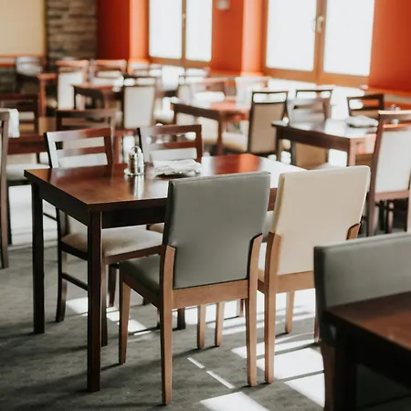 Hotel Bešeňová 3*