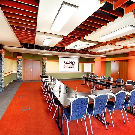 Hotell Hotel Besenova 3*