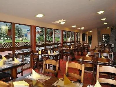 Hotel Besenova Отель 3*