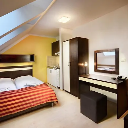 Hotel Bešeňová Hotel Bešeňová